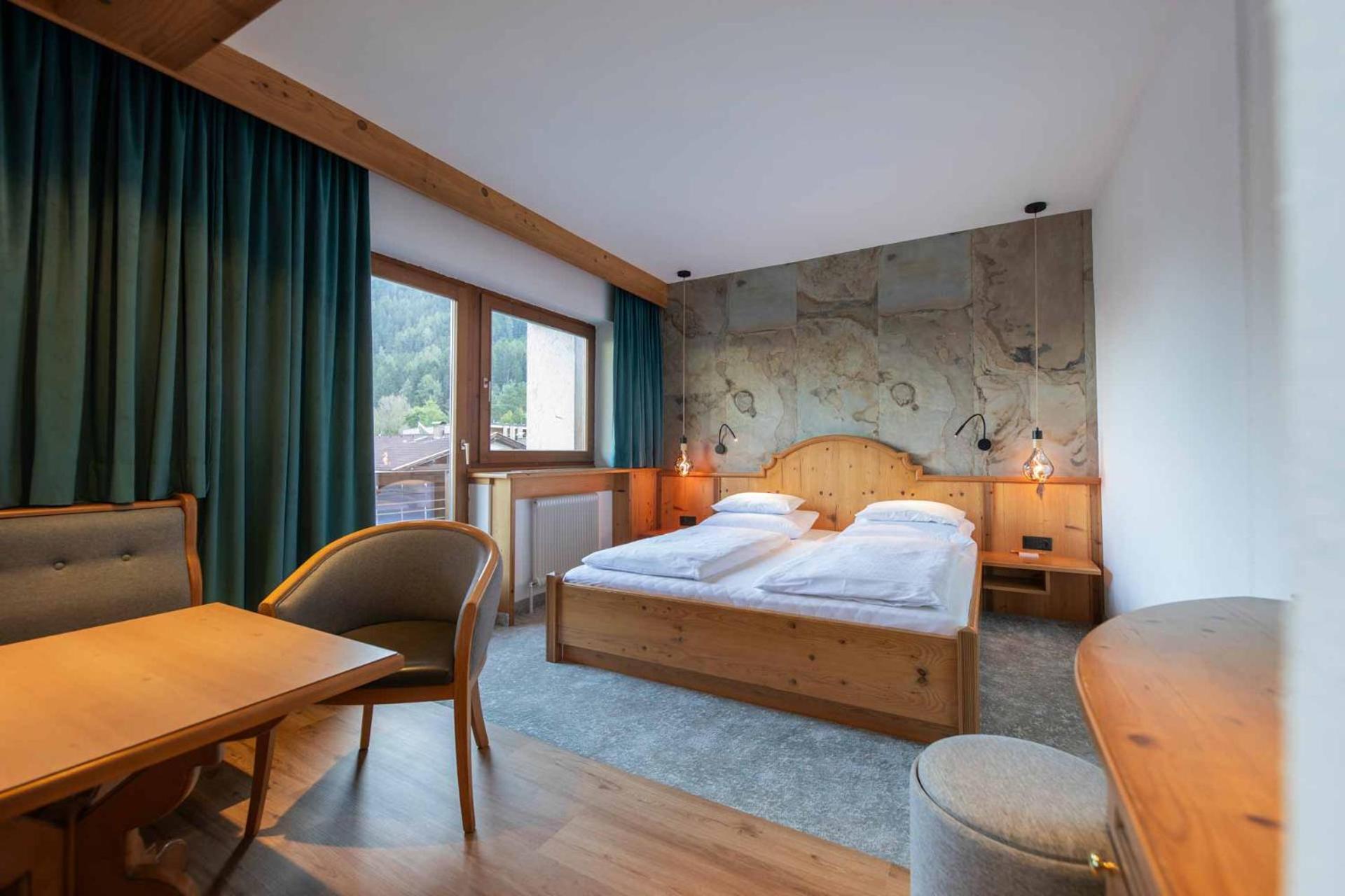 Familien- & Vitalhotel Auenhof Fulpmes Exterior foto
